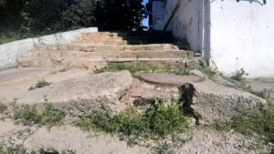 Фото подход к подъездам жилого дома. Коллективное Заявление от собственников: улица Дзержинского, дом 7, поселок Товарково, №1
