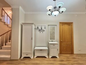 прихожая фото Купить дом в Товарково Калужской области